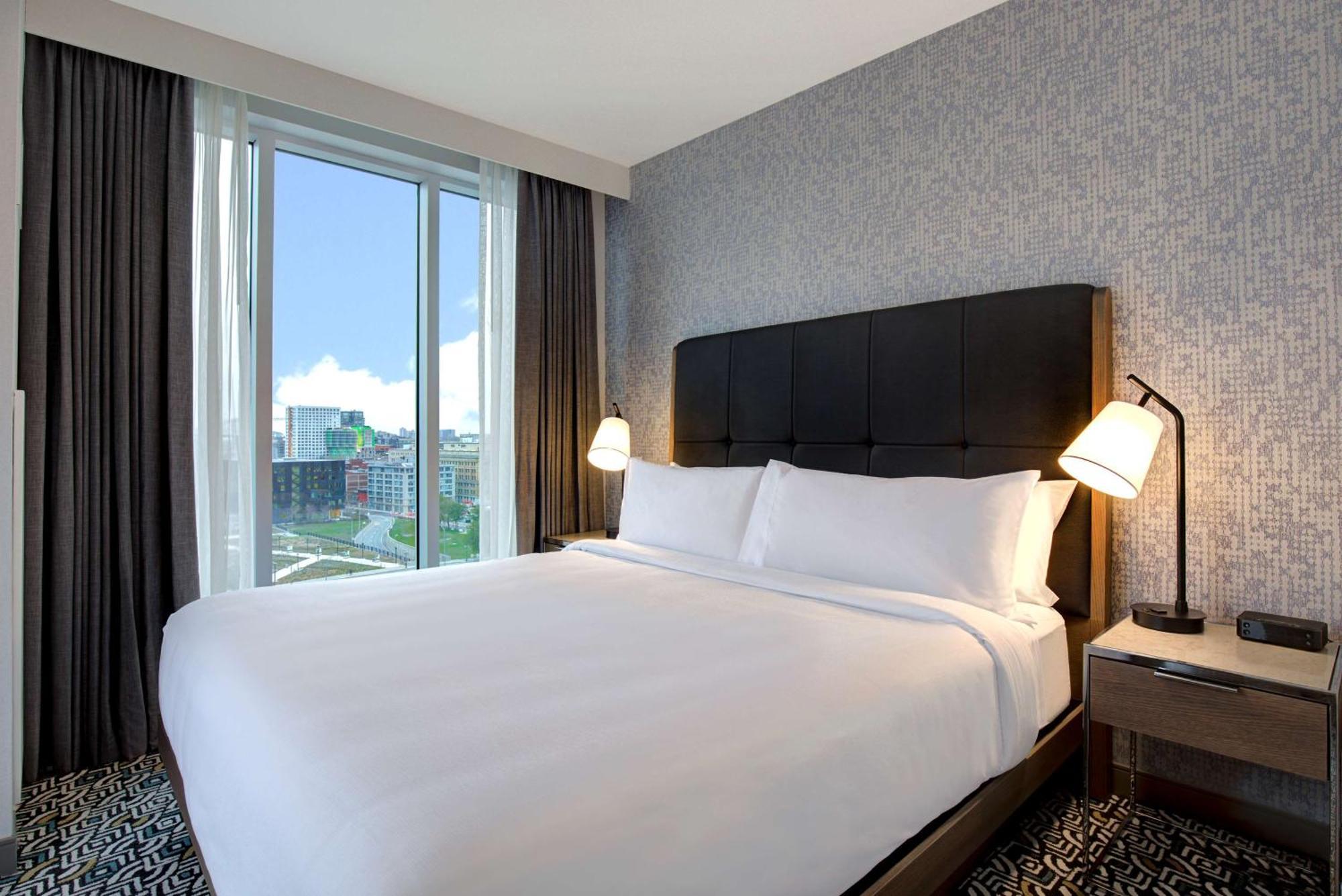 Homewood Suites By Hilton Montreal Downtown Bagian luar foto