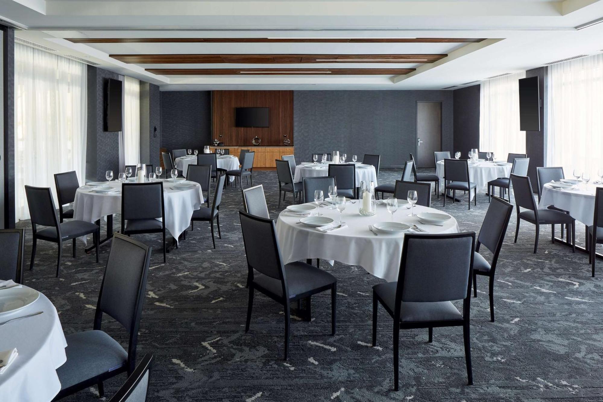 Homewood Suites By Hilton Montreal Downtown Bagian luar foto
